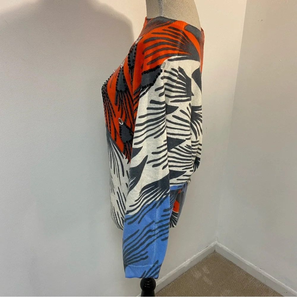 Abstract Patterned Crew Neck Sweater - Picture 5 of 13